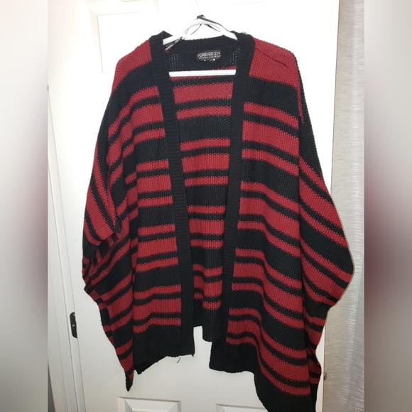 💥Sale💥Red & Black Sleeveless Oversized Forever 21 Knit Sweater - Picture 1 of 5